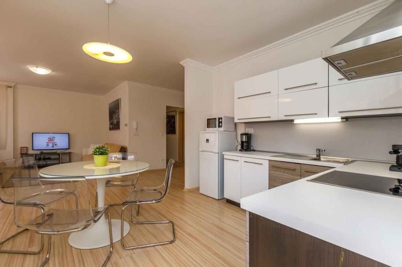 Andi Apartman Heviz Luaran gambar