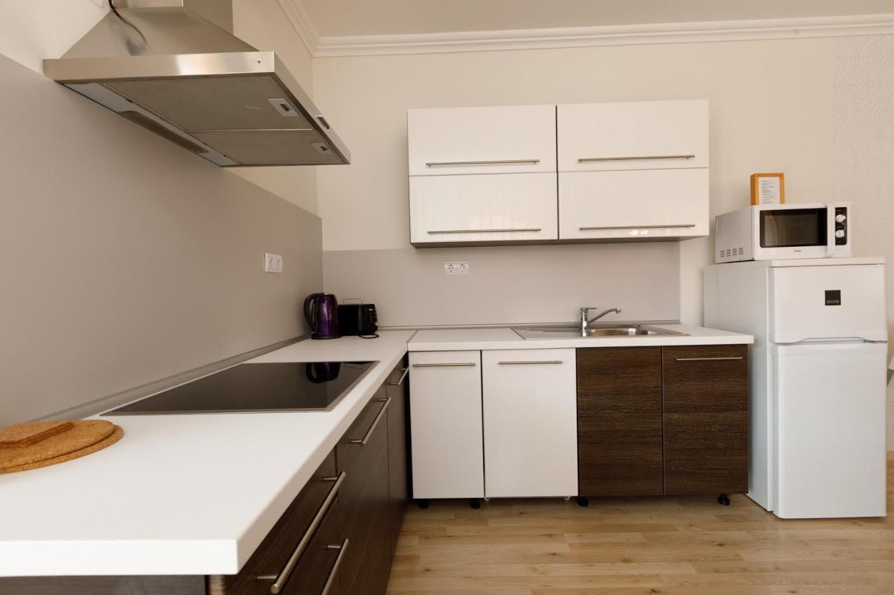 Andi Apartman Heviz Luaran gambar